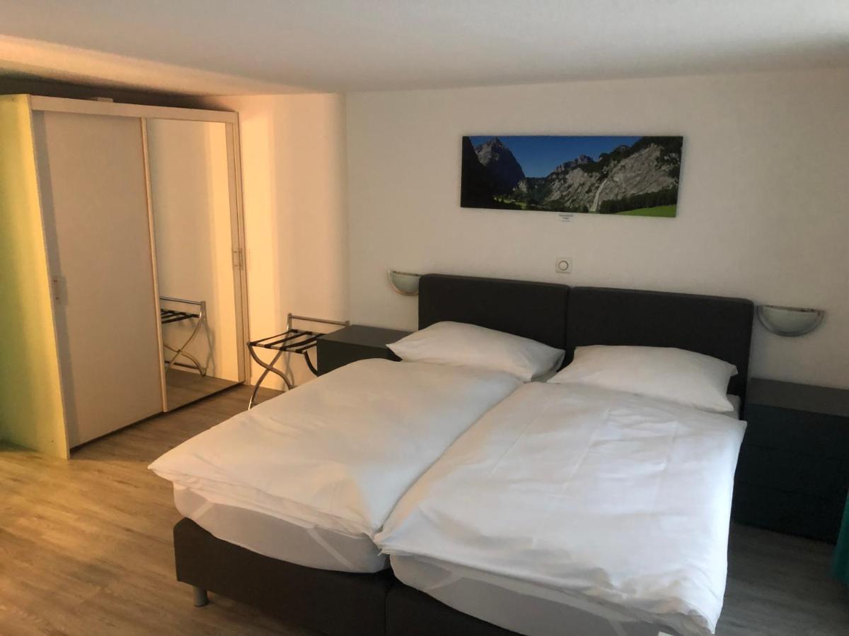Hotel Freihof Glarus Exterior foto
